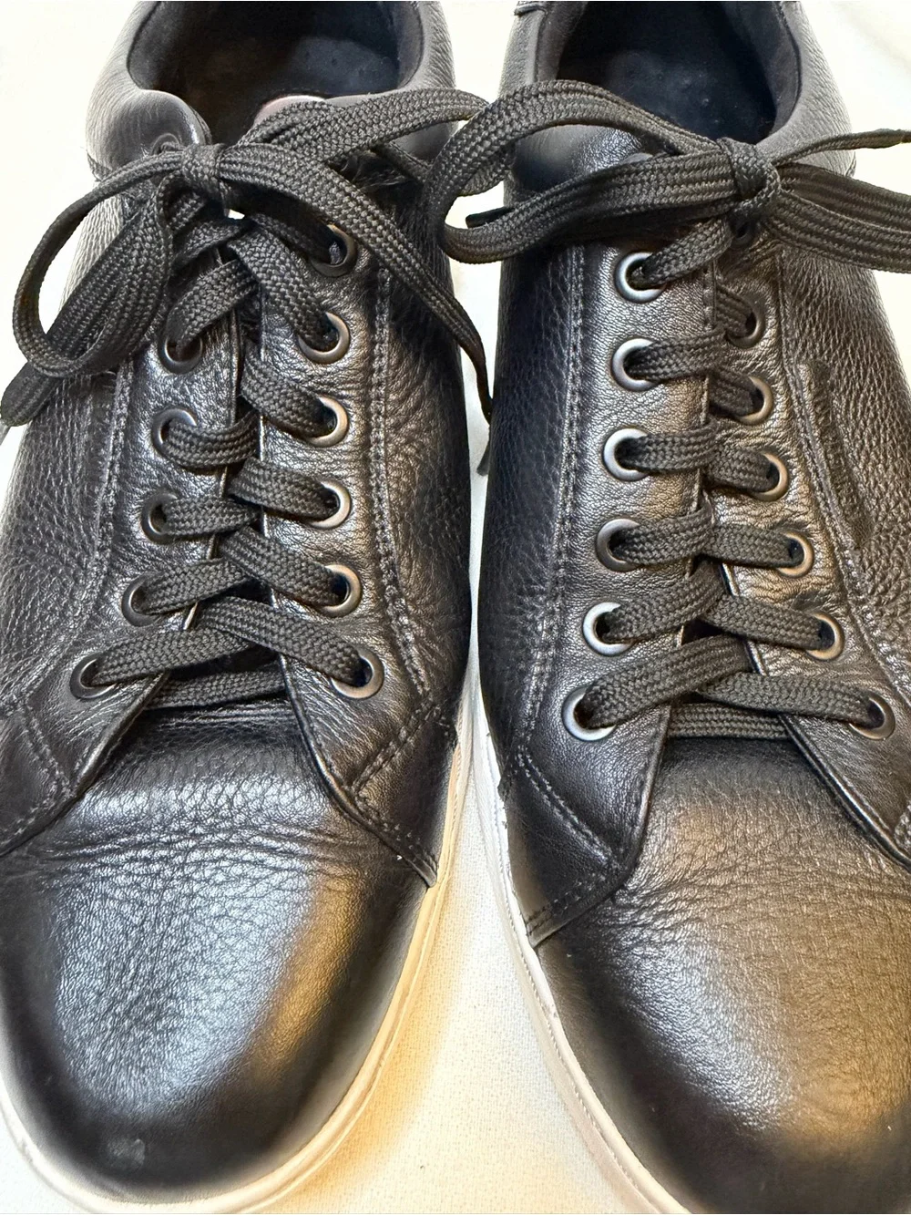 Kenneth Cole Men's Sz 9.5 Black Pebbled Leather Low Top Casual Cupsole Sneakers